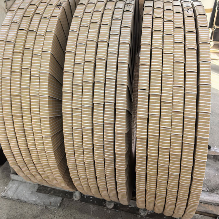 硬化ステンレス鋼ストリップ